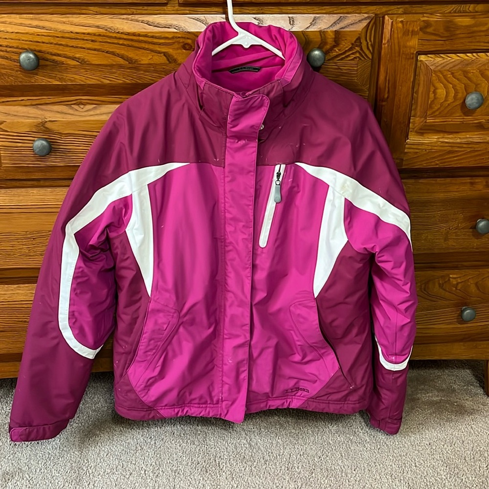 LL bean women’s winter jacket/ coat, pink & white, size M